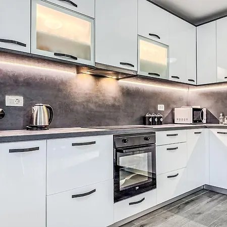 Sara By Interhome Zadar