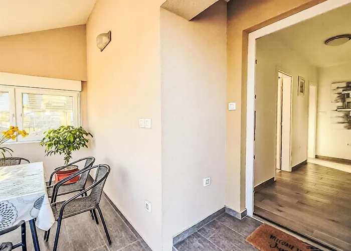 Sara By Interhome * Zadar