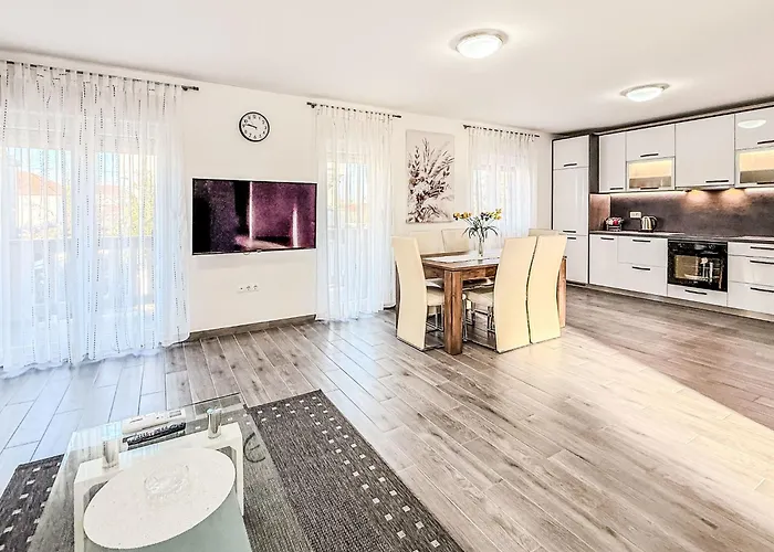 Sara By Interhome Appartement Zadar